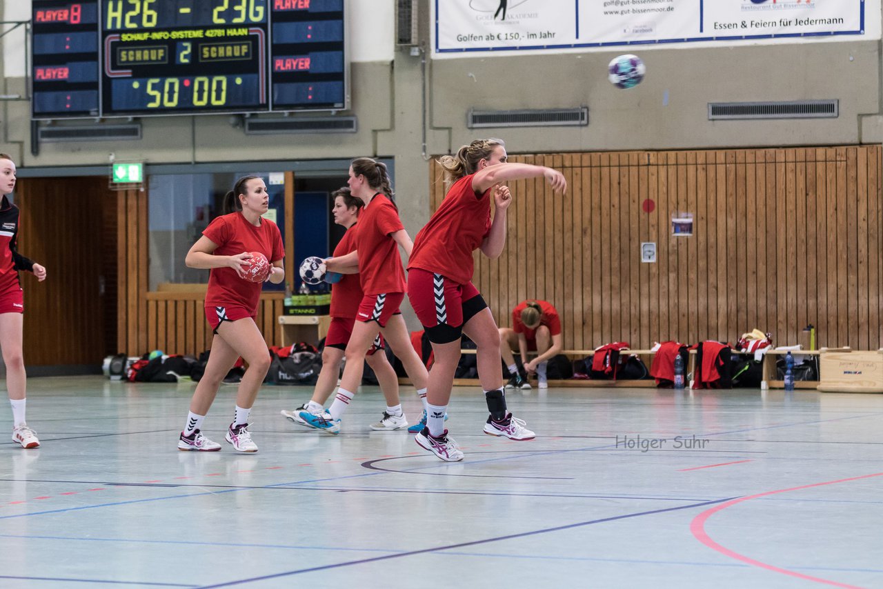 Bild 78 - Frauen Barmstedter TS - Buedelsdorfer TSV : Ergebnis: 26:12